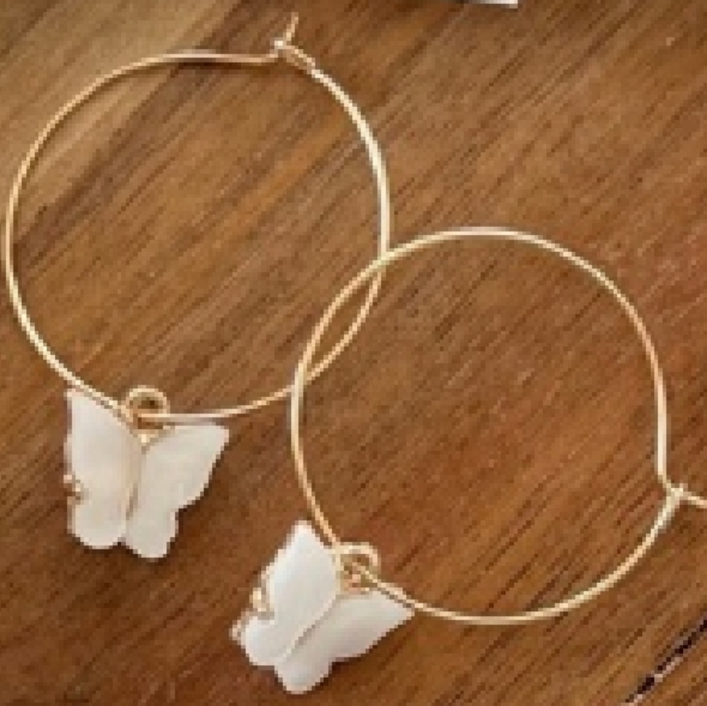 Free People Gold Hoop earrings white mother of pearl Butterfly charms NWT NEW